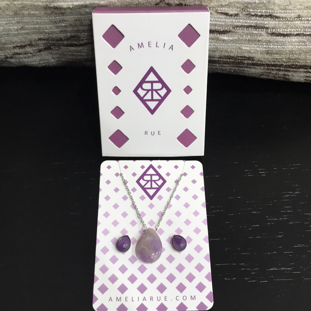 Necklace & Earring Set - Picture 3 of 4